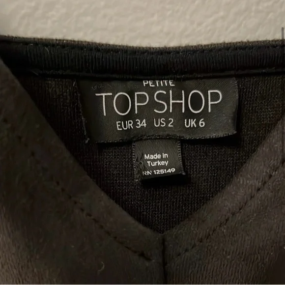 Topshop Black Fringe Crop Top - Picture 3 of 3